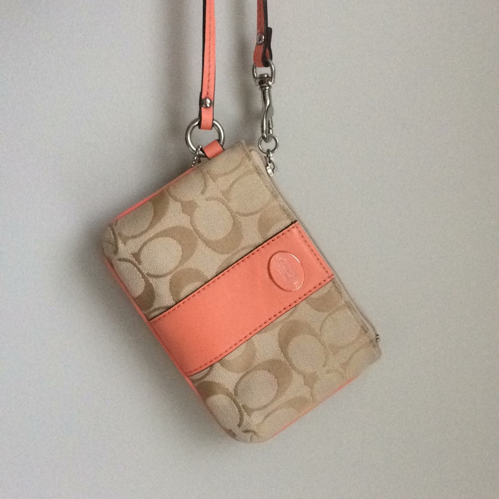 Coach logo and khaki/coral small wristlet